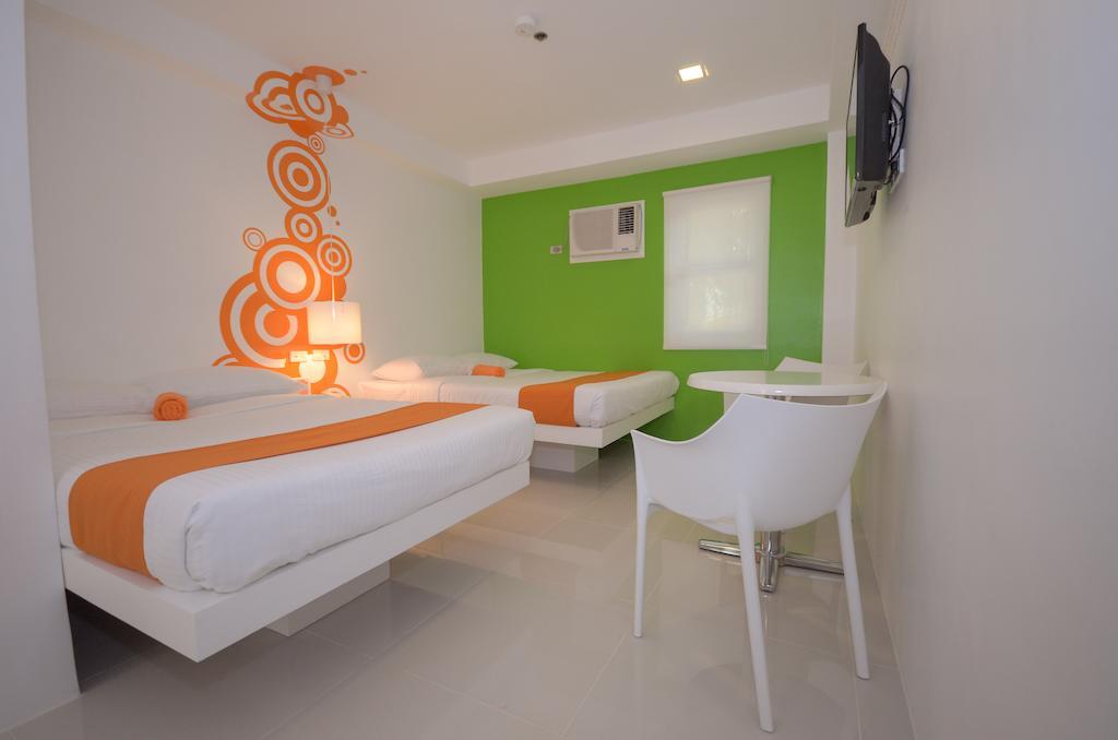 Islands Stay Hotel - Puerto Princesa Zimmer foto