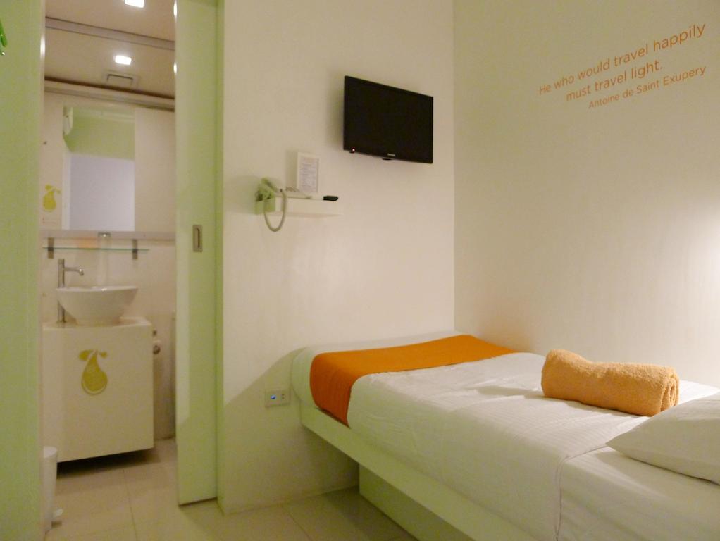 Islands Stay Hotel - Puerto Princesa Zimmer foto